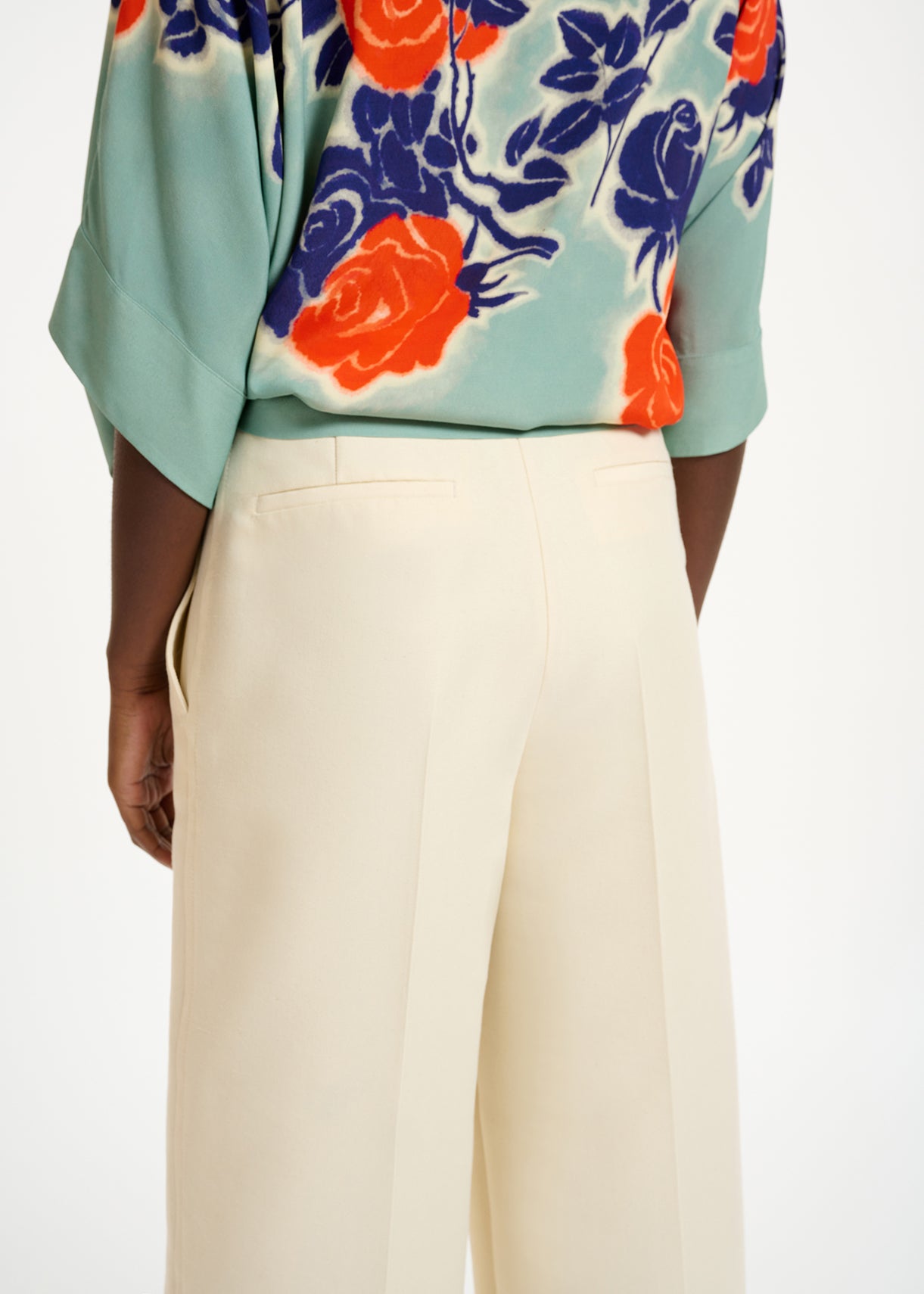 Ecru straight-leg pants RE—SSENTIEL | Essentiel second hand