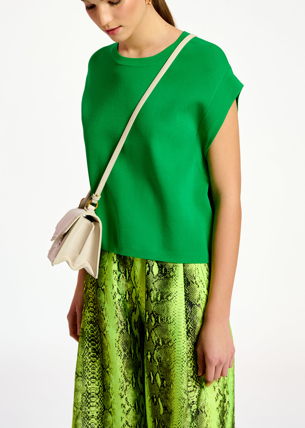 Pull sans manches en tricot vert RE—SSENTIEL | Essentiel second hand