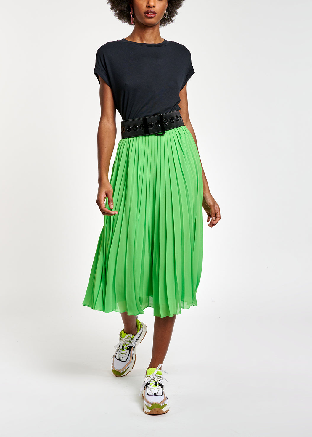 Bright green plissé midi skirt RE—SSENTIEL | Essentiel second hand