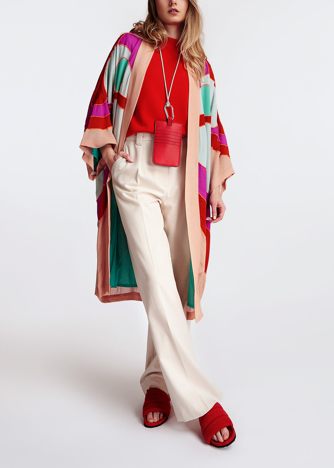 Kimono rouge, pourpre et bleu avec broderies RE—SSENTIEL | Essentiel second hand