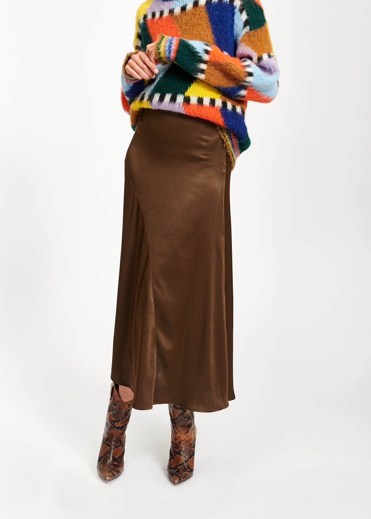 Jupe midi en biais marron RE—SSENTIEL | Essentiel second hand