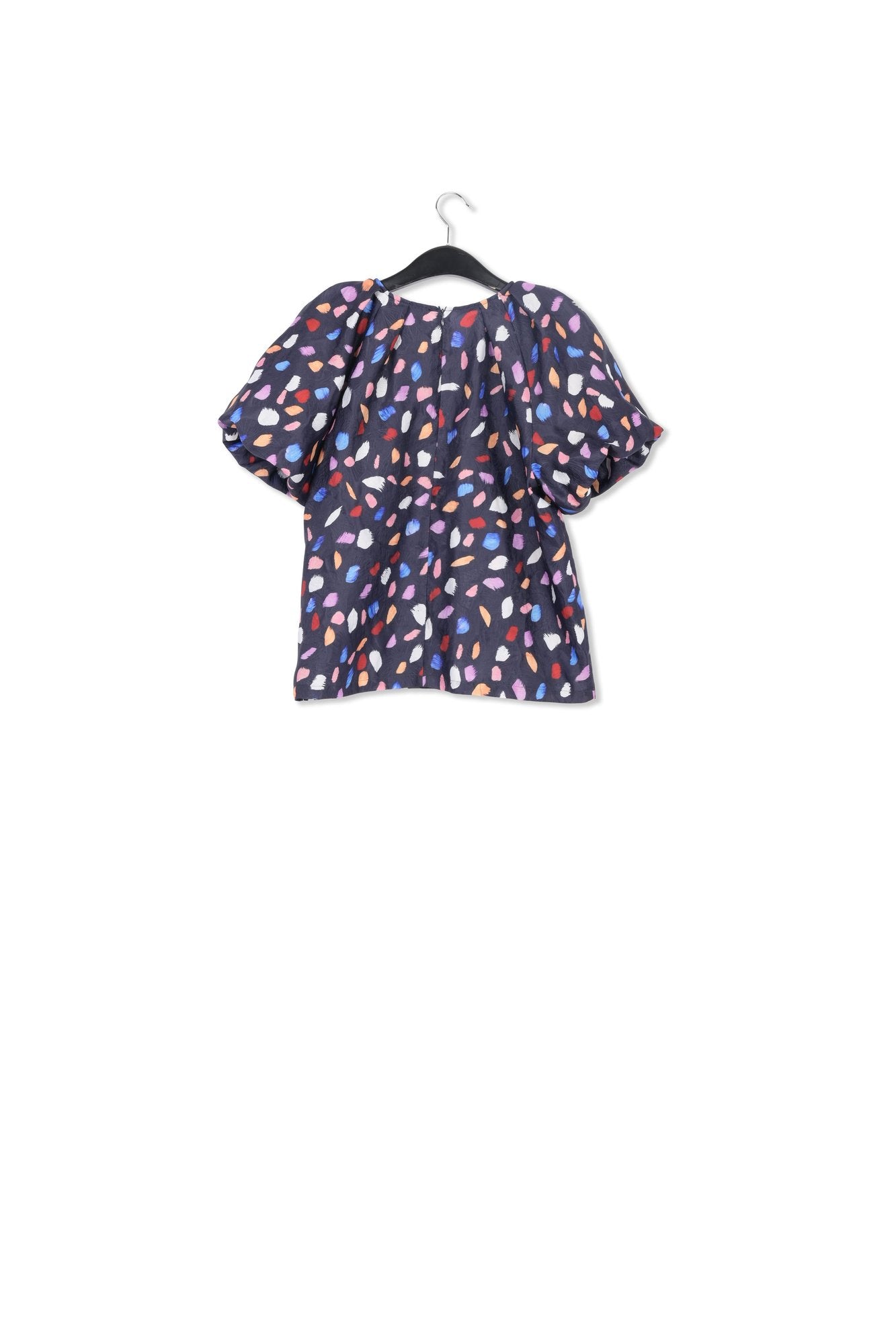 Marineblauwe top met pofmouwen en abstracte print RE—SSENTIEL | Essentiel second hand