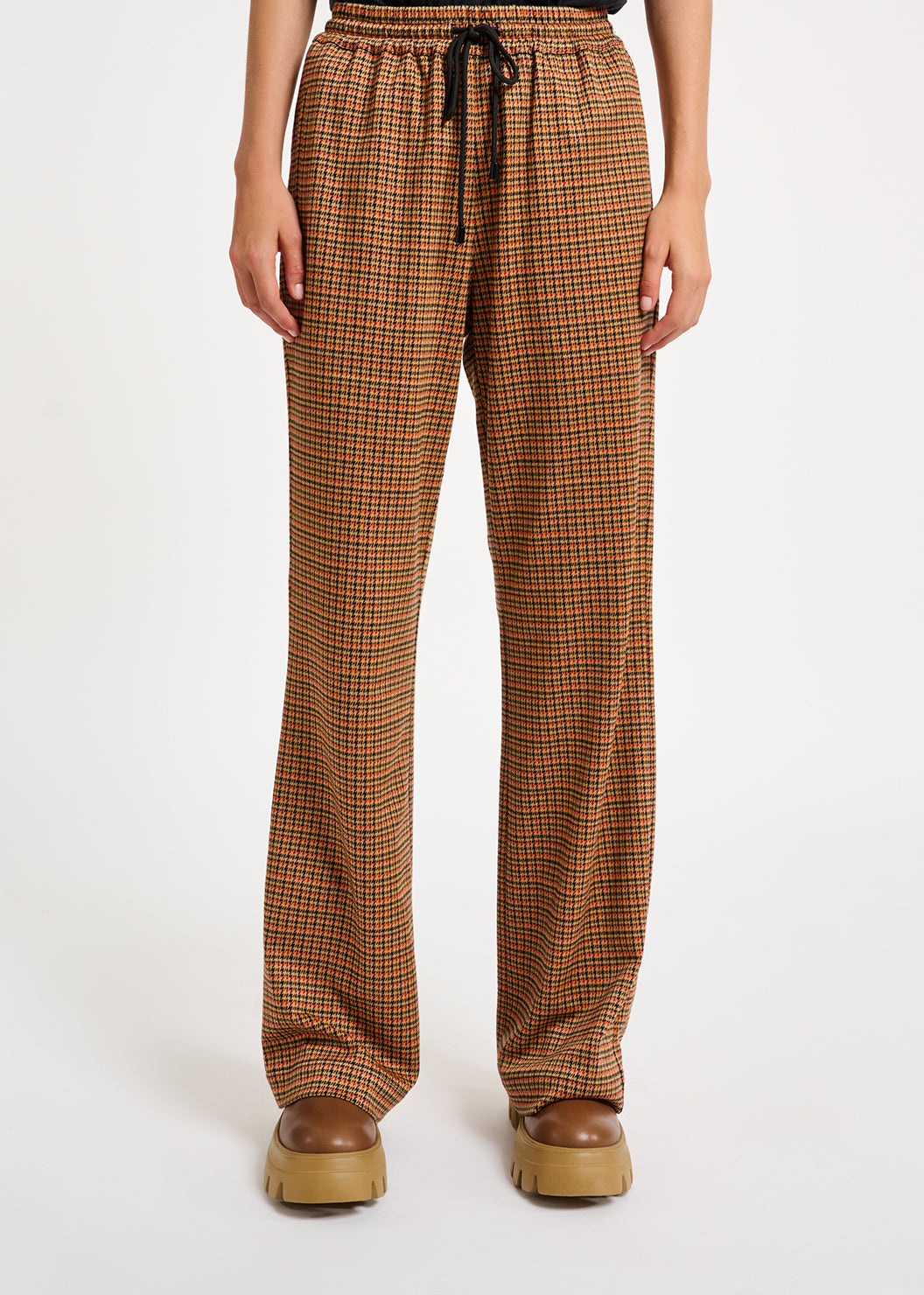Pantalon en pied-de-poule blanc cassé et orange RE—SSENTIEL | Essentiel second hand