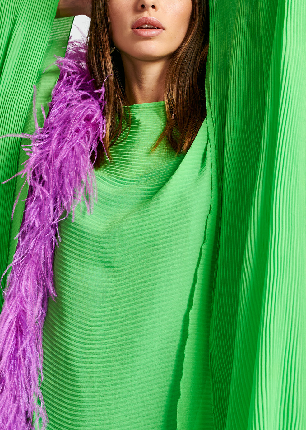 Robe caftan maxi vert vif à plis RE—SSENTIEL | Essentiel second hand