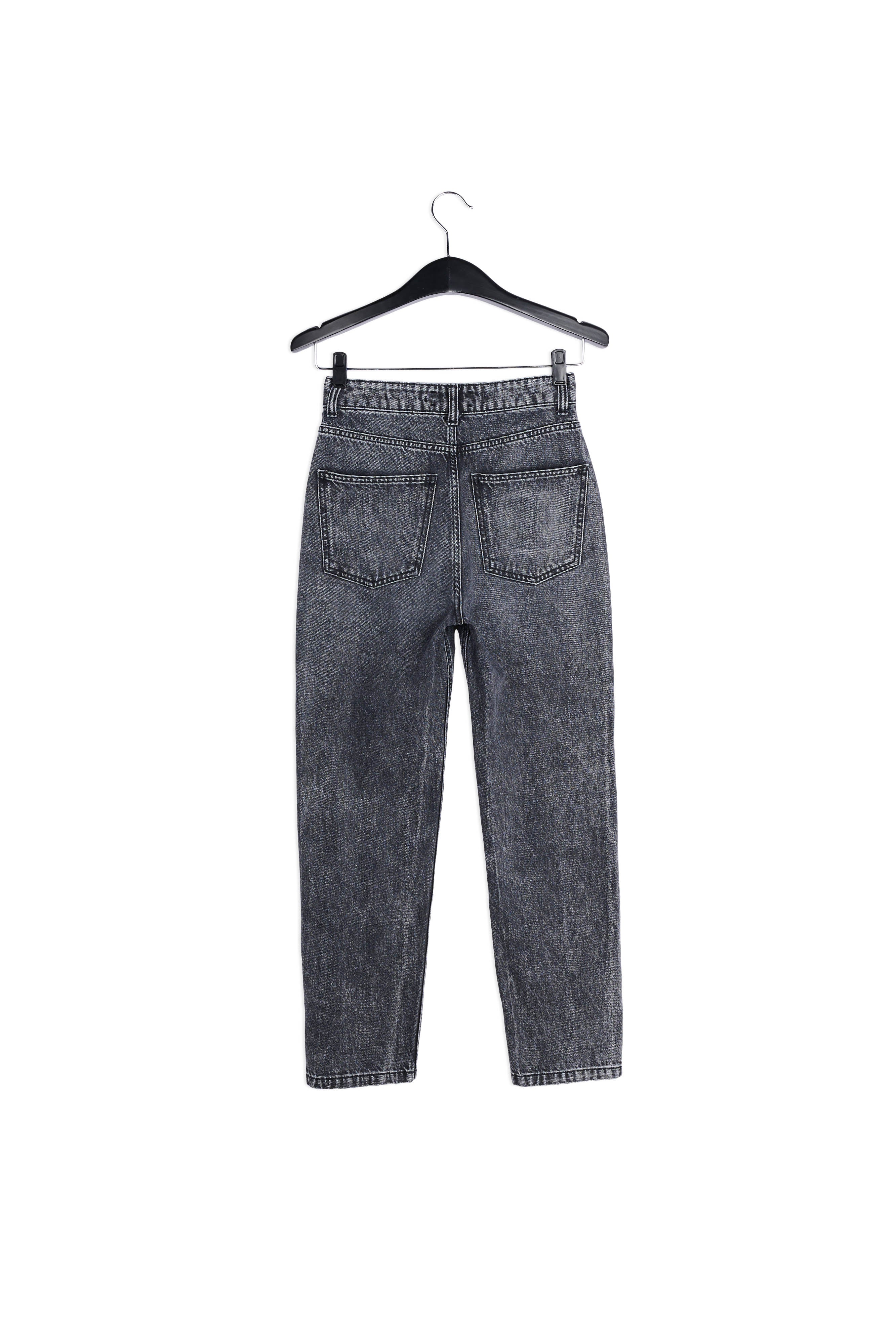 Jean gris foncé aux jambes droites RE—SSENTIEL | Essentiel second hand
