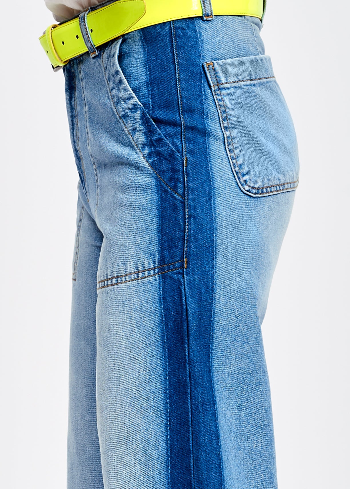 Stone washed blue wide jeans with side stripe RE—SSENTIEL | Essentiel second hand