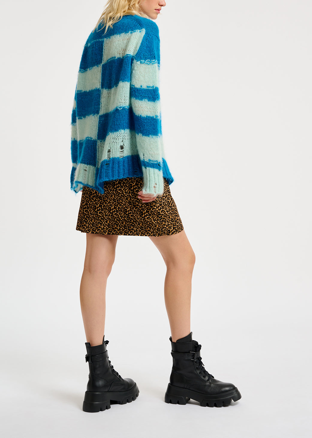 Blue and light blue striped distressed knit sweater RE—SSENTIEL | Essentiel second hand