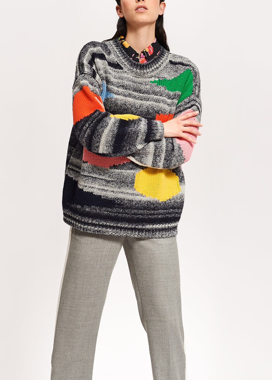 Grey mélange knitted sweater with oversized polka dots RE—SSENTIEL | Essentiel second hand
