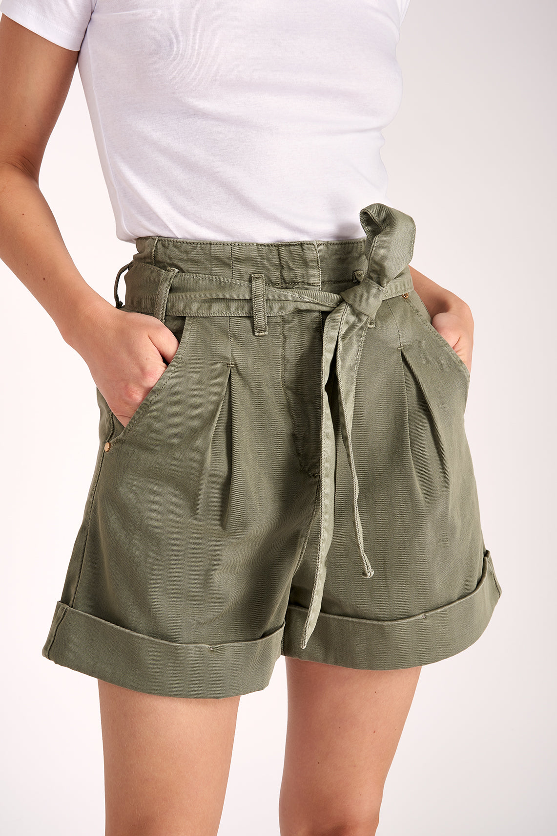 Khaki green belted denim shorts RE—SSENTIEL | Essentiel second hand