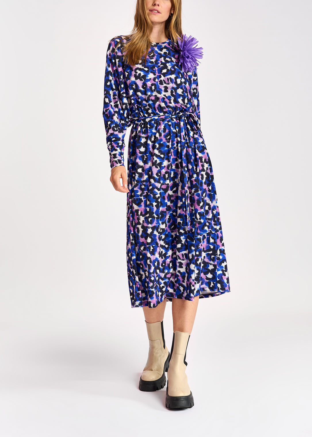 Astretch bedrukte jurk RE—SSENTIEL | Essentiel second hand