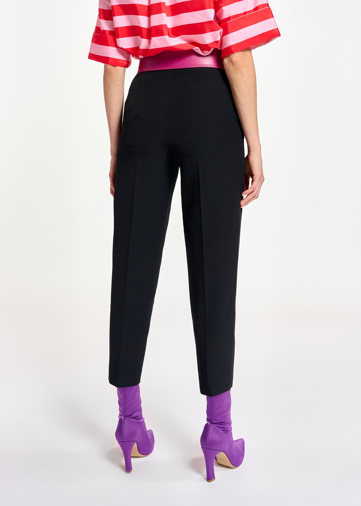 Pantalon fuselé noir RE—SSENTIEL | Essentiel second hand