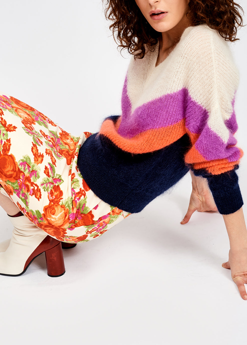 Purple, orange and black v pattern sweater RE—SSENTIEL | Essentiel second hand