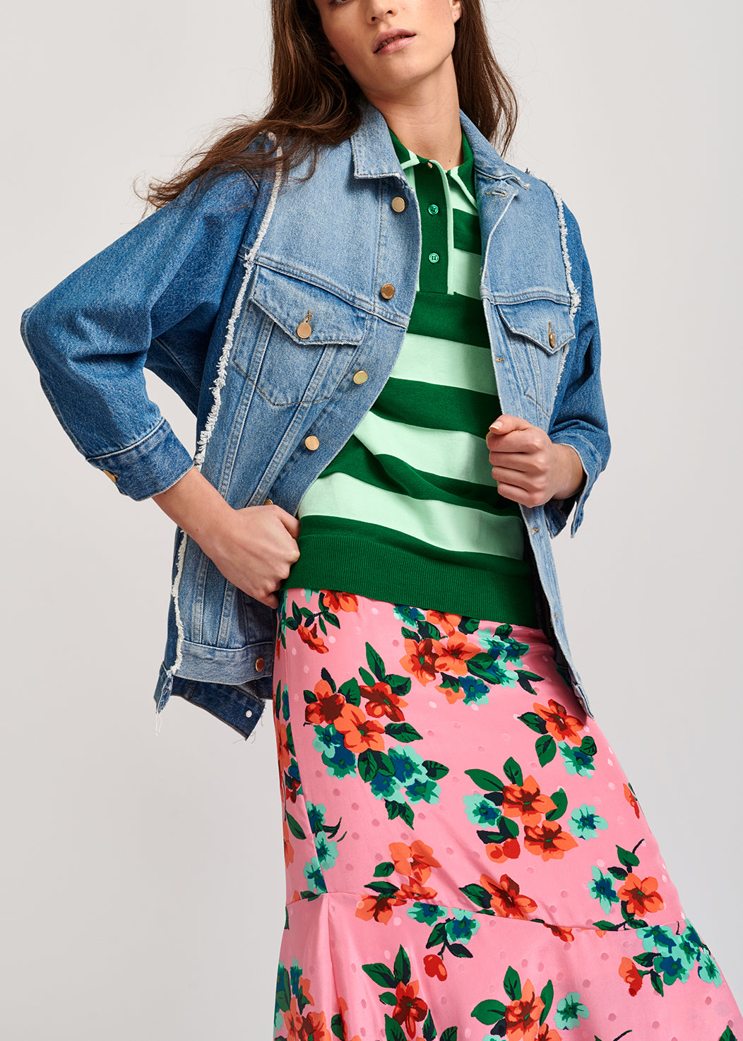 Two-tone frayed oversized denim jacket RE—SSENTIEL | Essentiel second hand