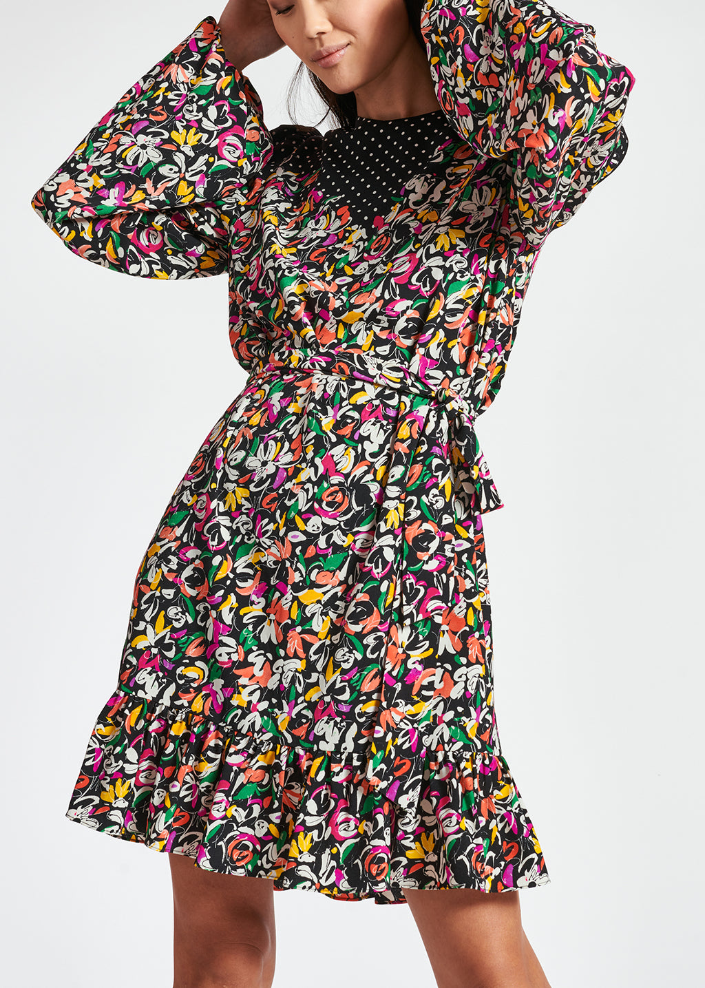 Kleurrijke jurk met bloemen- en stippenprint RE—SSENTIEL | Essentiel second hand