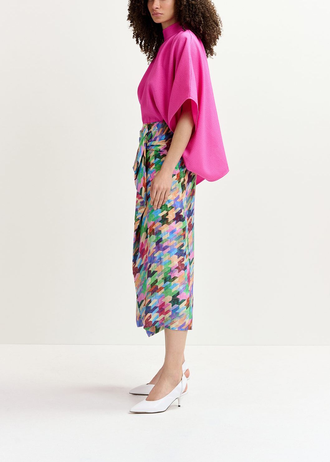 Fuchsia oversized top met opstaande kraag RE—SSENTIEL | Essentiel second hand