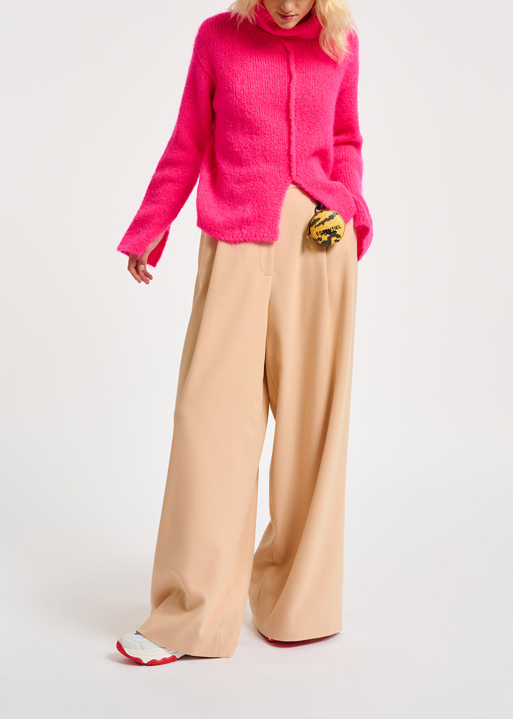 Neon pink mohair-blend turtleneck sweater RE—SSENTIEL | Essentiel second hand