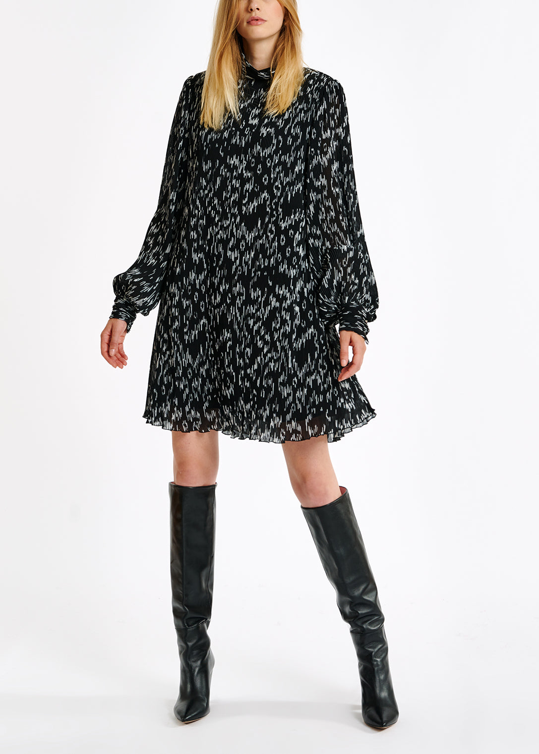 Astatic robe RE—SSENTIEL | Essentiel second hand