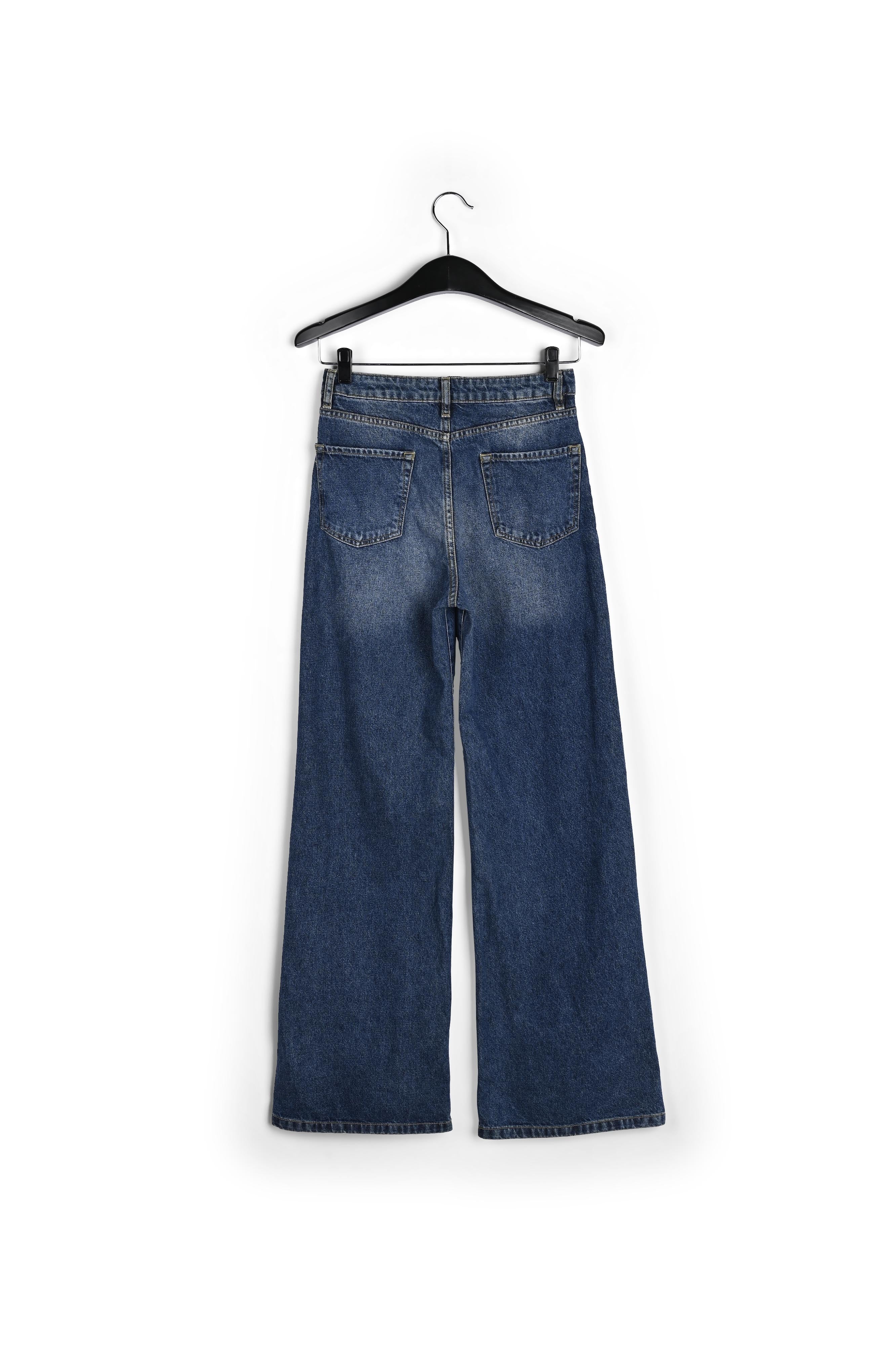 Thunderbird jean RE—SSENTIEL | Essentiel second hand