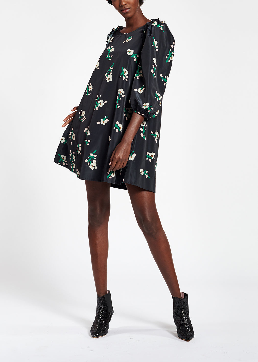 Mini robe noire en taffetas RE—SSENTIEL | Essentiel second hand