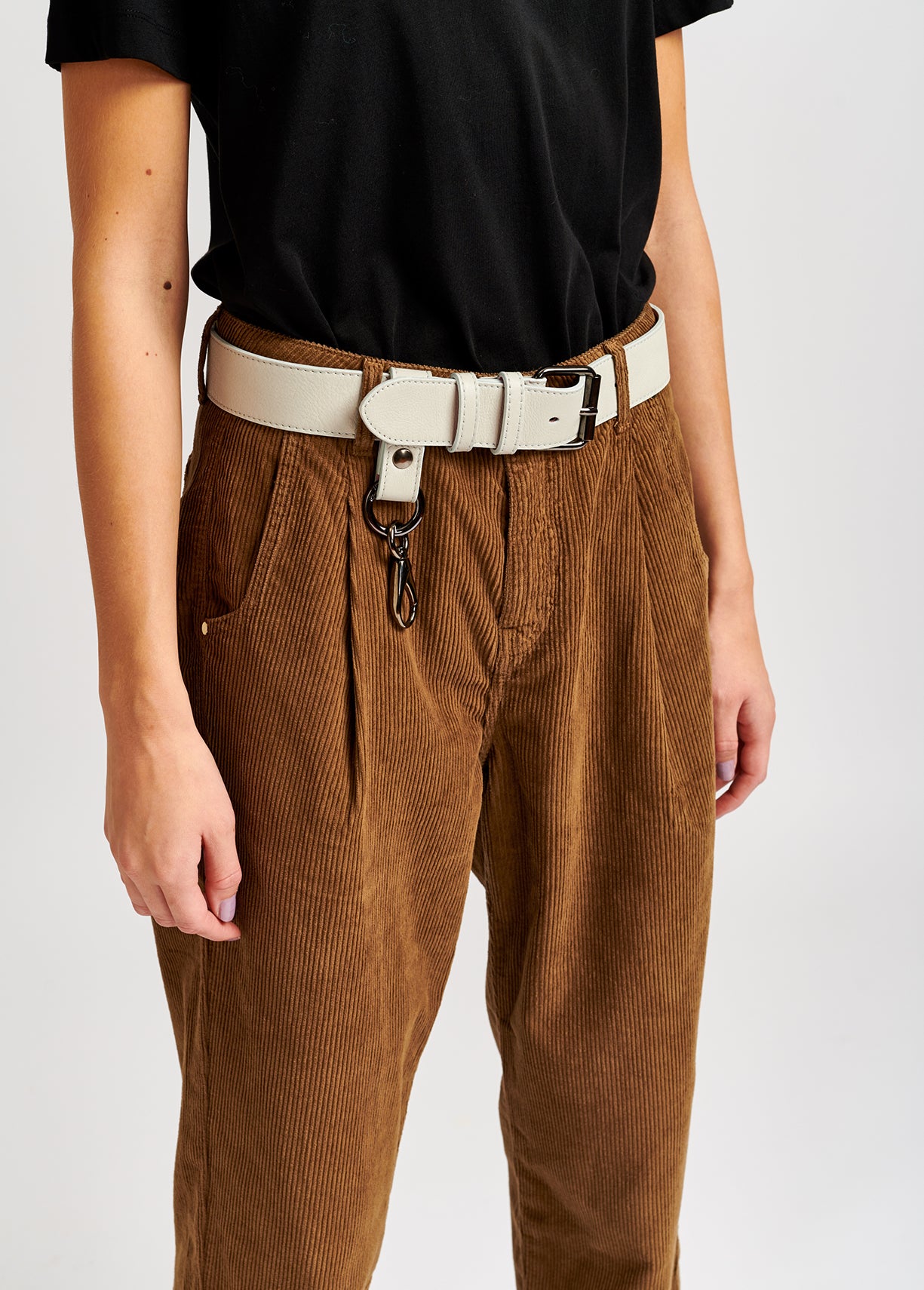 Camel-coloured cotton-corduroy trousers RE—SSENTIEL | Essentiel second hand