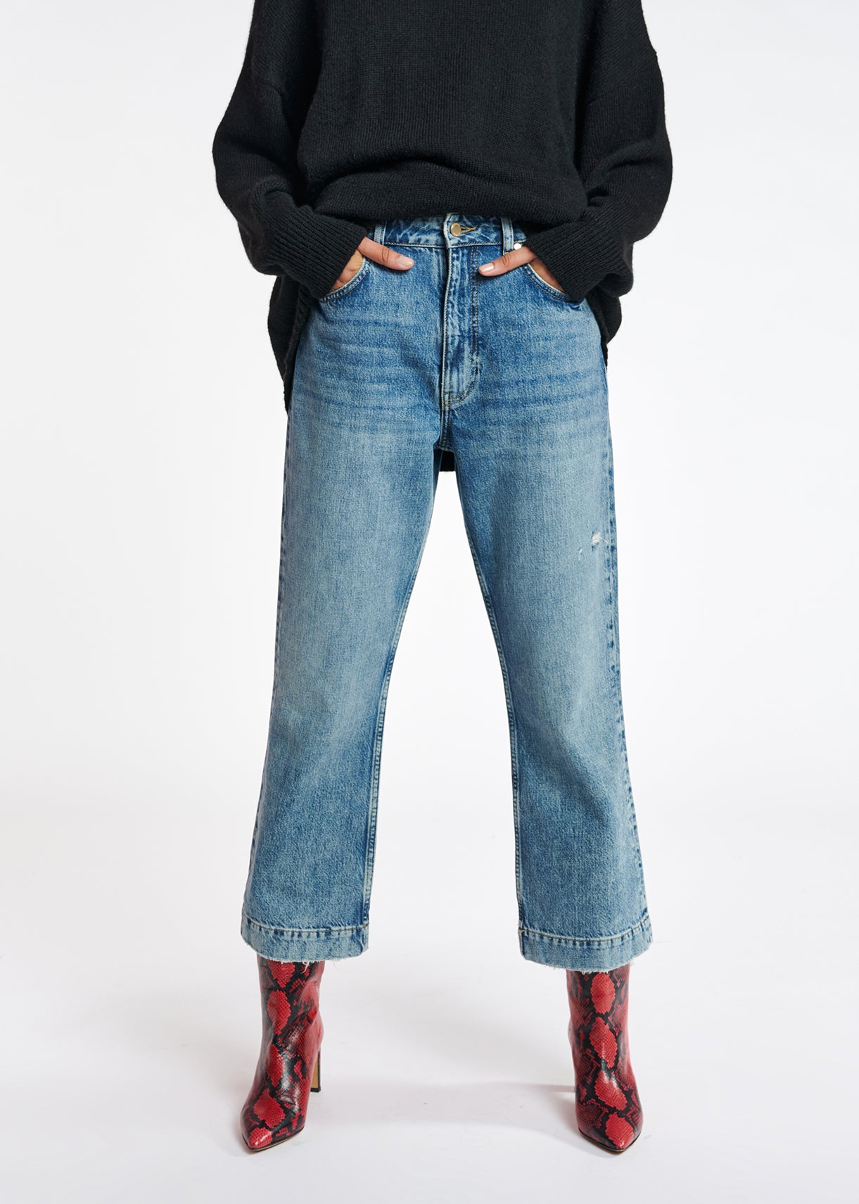 Blue cropped high-rise flared jeans RE—SSENTIEL | Essentiel second hand