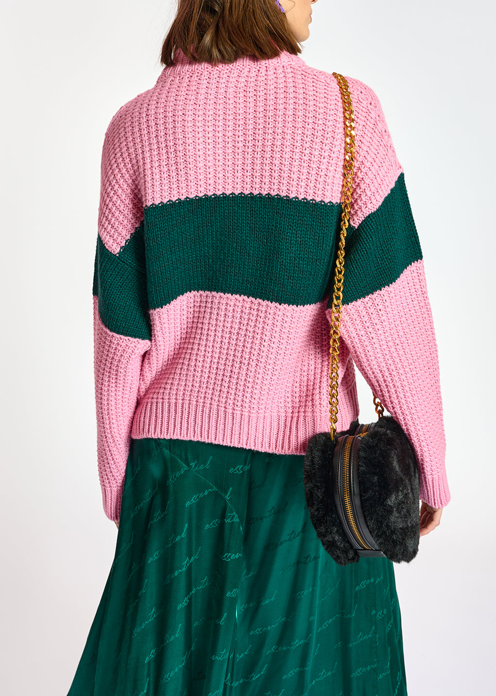 Ambosello pull avec croix RE—SSENTIEL | Essentiel second hand