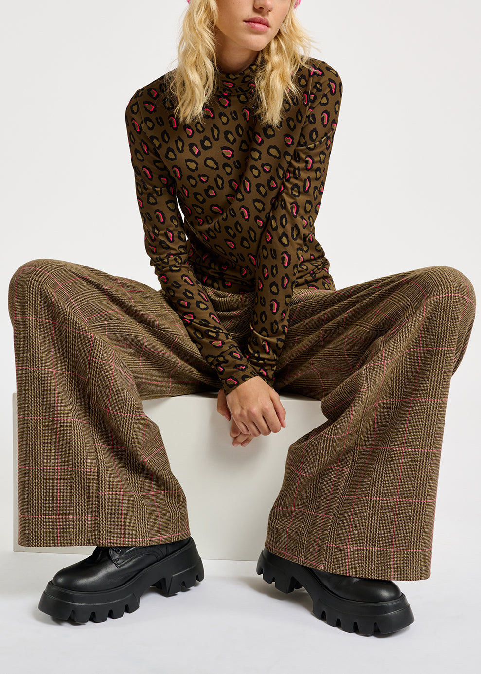 Khaki leopard-print turtleneck top RE—SSENTIEL | Essentiel second hand