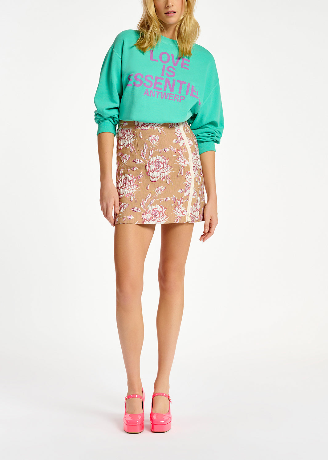 Sweatshirt turquoise en coton bio avec texte RE—SSENTIEL | Essentiel second hand