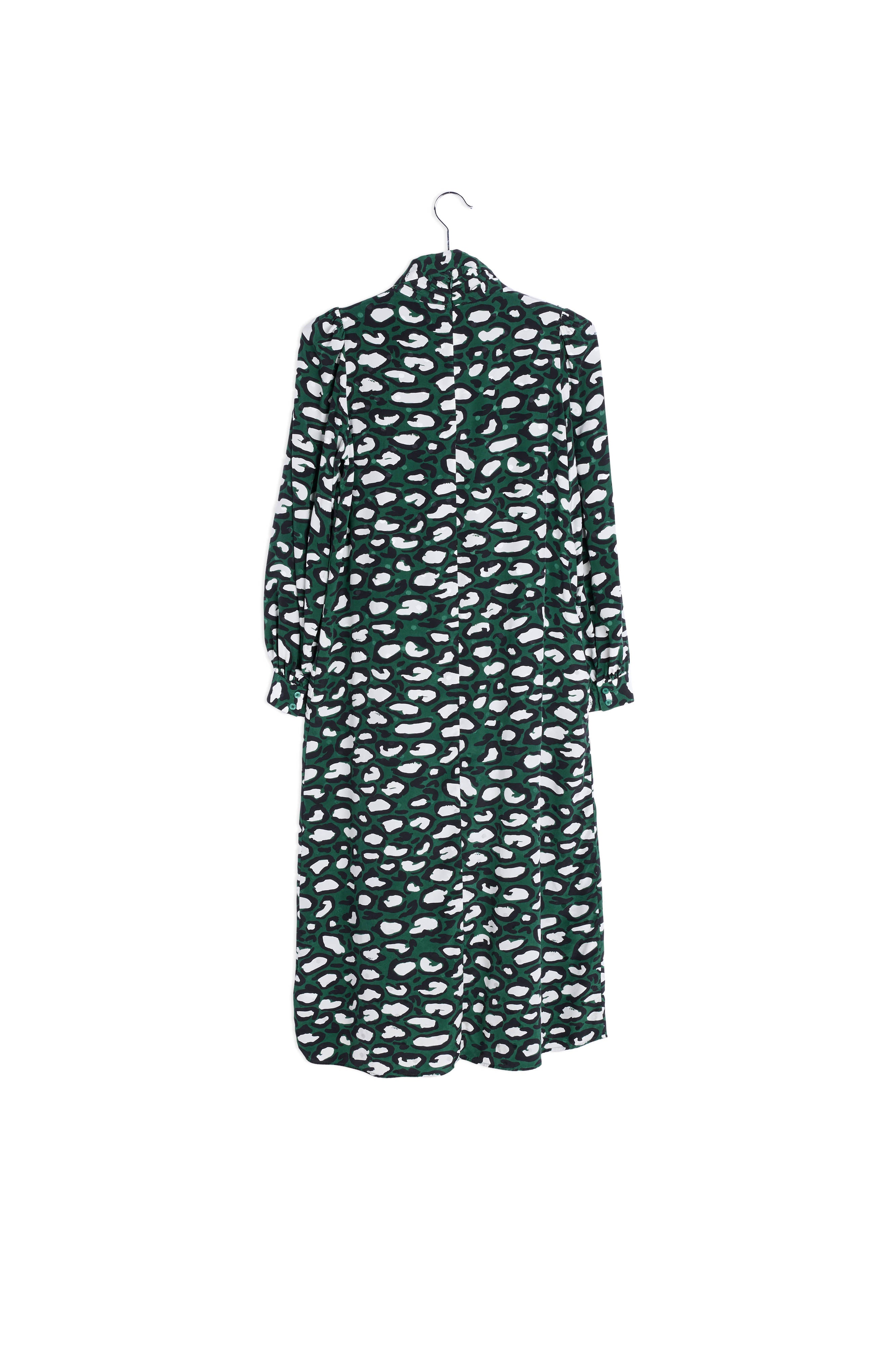 Flesgroene zijden midi-jurk met opstaande kraag en luipaardprint RE—SSENTIEL | Essentiel second hand