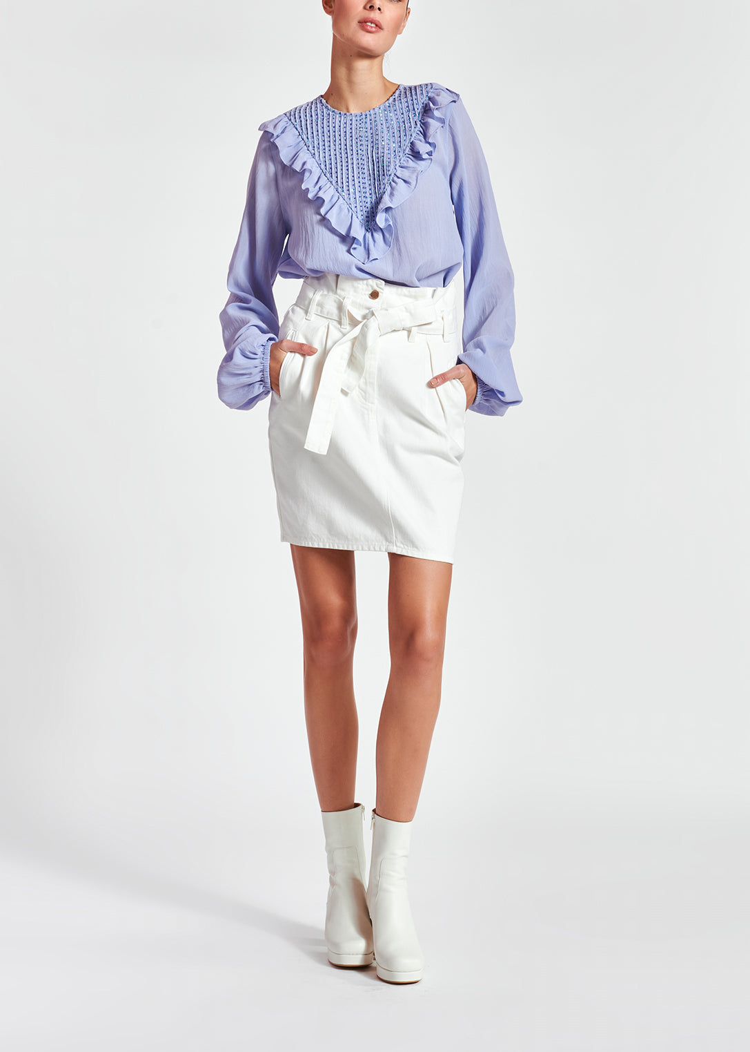 Off-white high-waisted mini skirt RE—SSENTIEL | Essentiel second hand