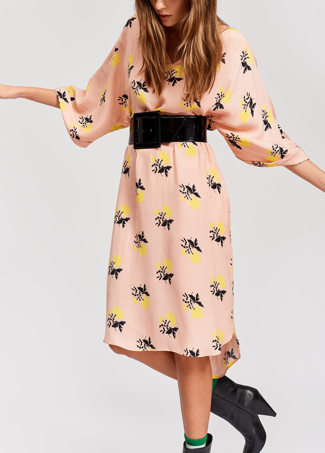 Peach floral print dress with curved hem RE—SSENTIEL | Essentiel second hand