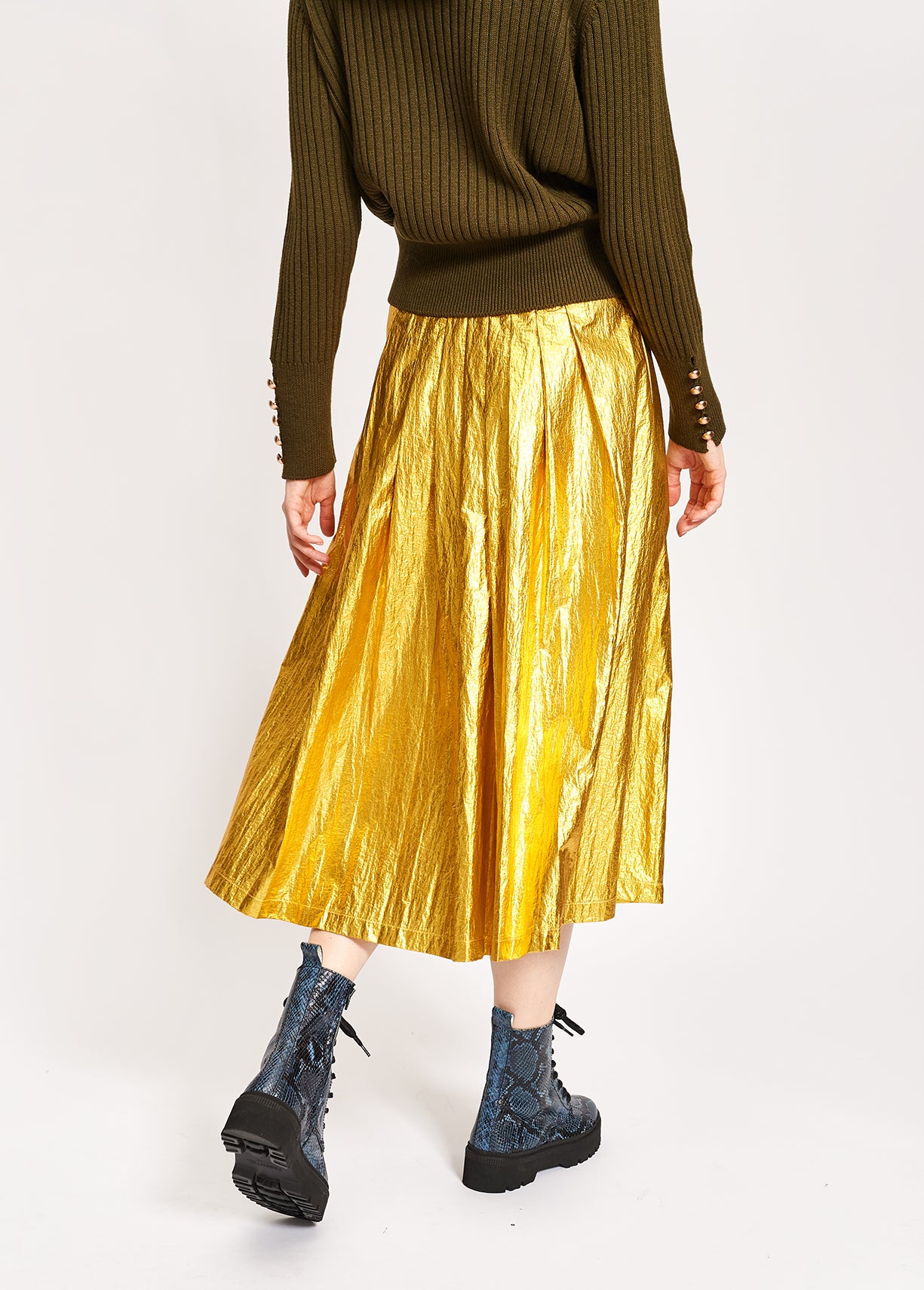 Gold metallic foil pleated midi skirt RE—SSENTIEL | Essentiel second hand