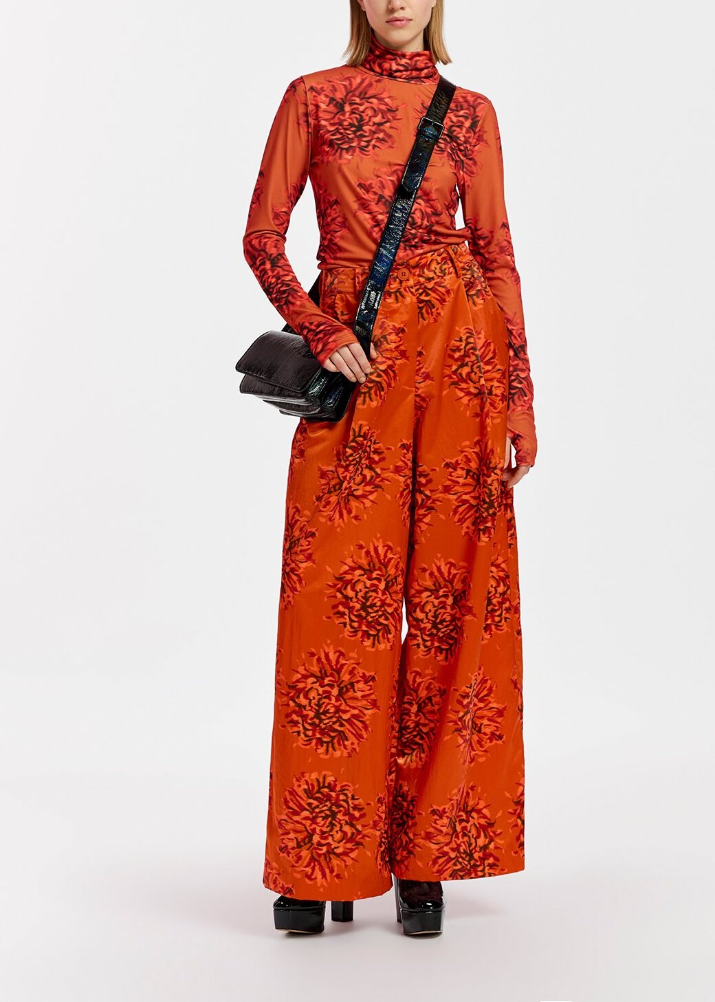 Orange, burgundy and light orange floral-print turtleneck top RE—SSENTIEL | Essentiel second hand