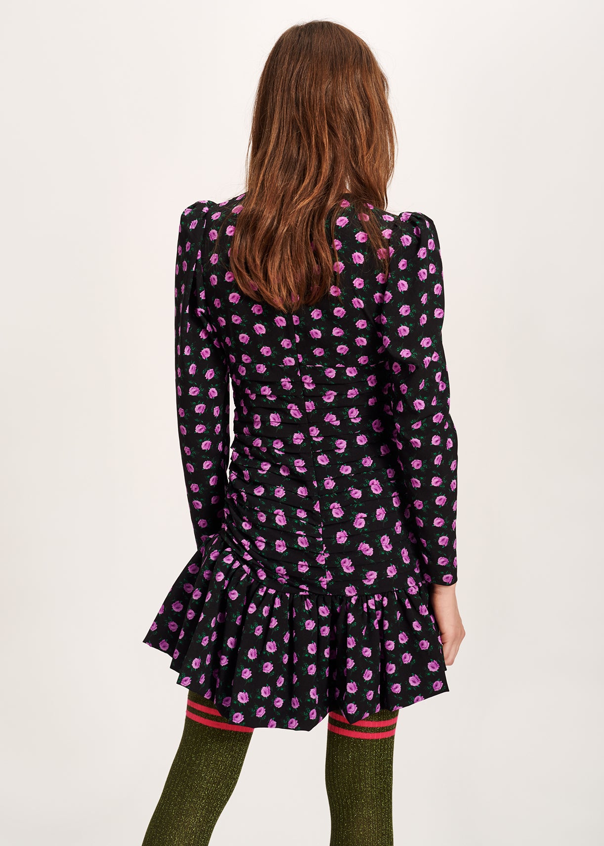 Zwarte mini-jurk met bloemenprint RE—SSENTIEL | Essentiel second hand