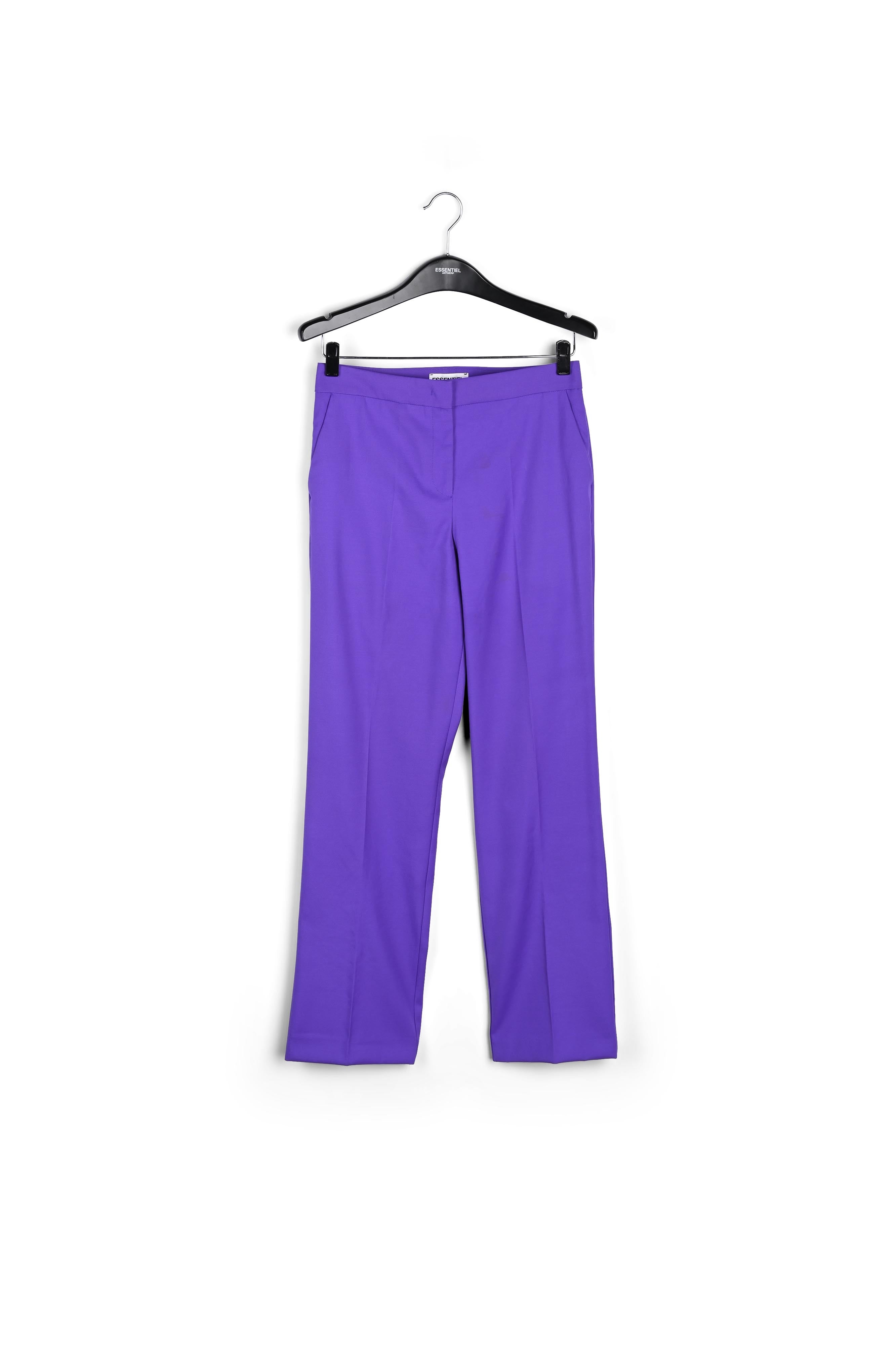 Zwarte broek met rechte pijpen RE—SSENTIEL | Essentiel second hand