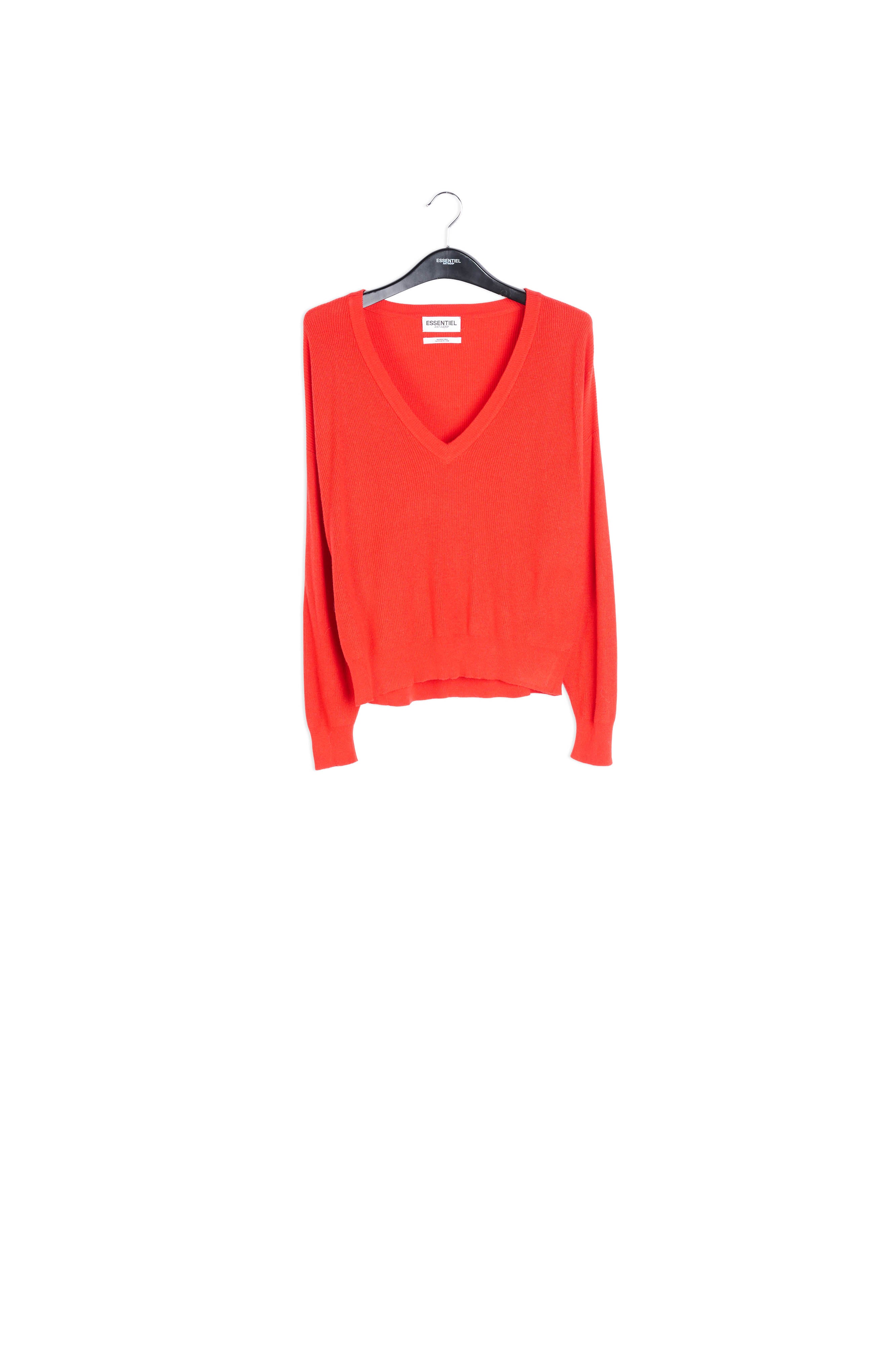 Pull en côtes rouge à encolure en v RE—SSENTIEL | Essentiel second hand
