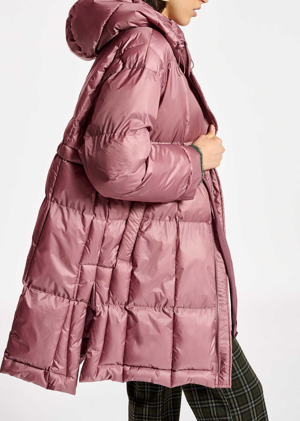 Vintage pink hooded puffer coat RE—SSENTIEL | Essentiel second hand