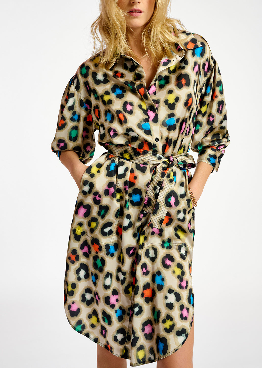 Beige knee-length shirt dress with multicolor leopard print RE—SSENTIEL | Essentiel second hand