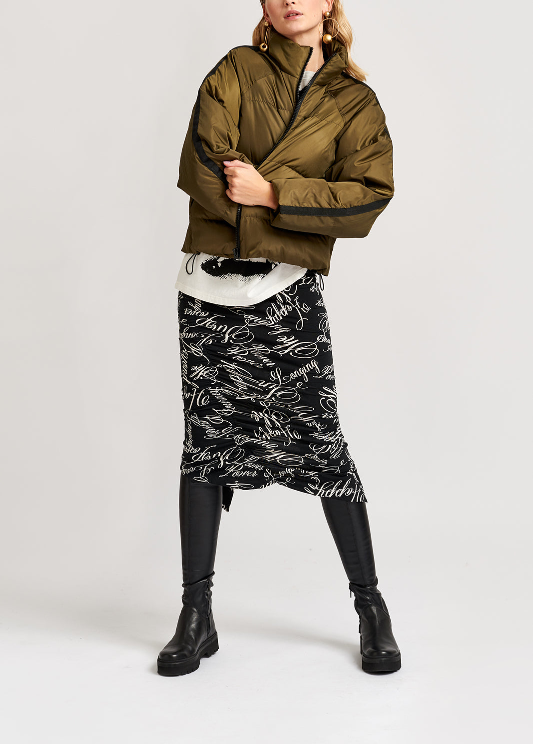 Veste de plume ouatée vert armée RE—SSENTIEL | Essentiel second hand