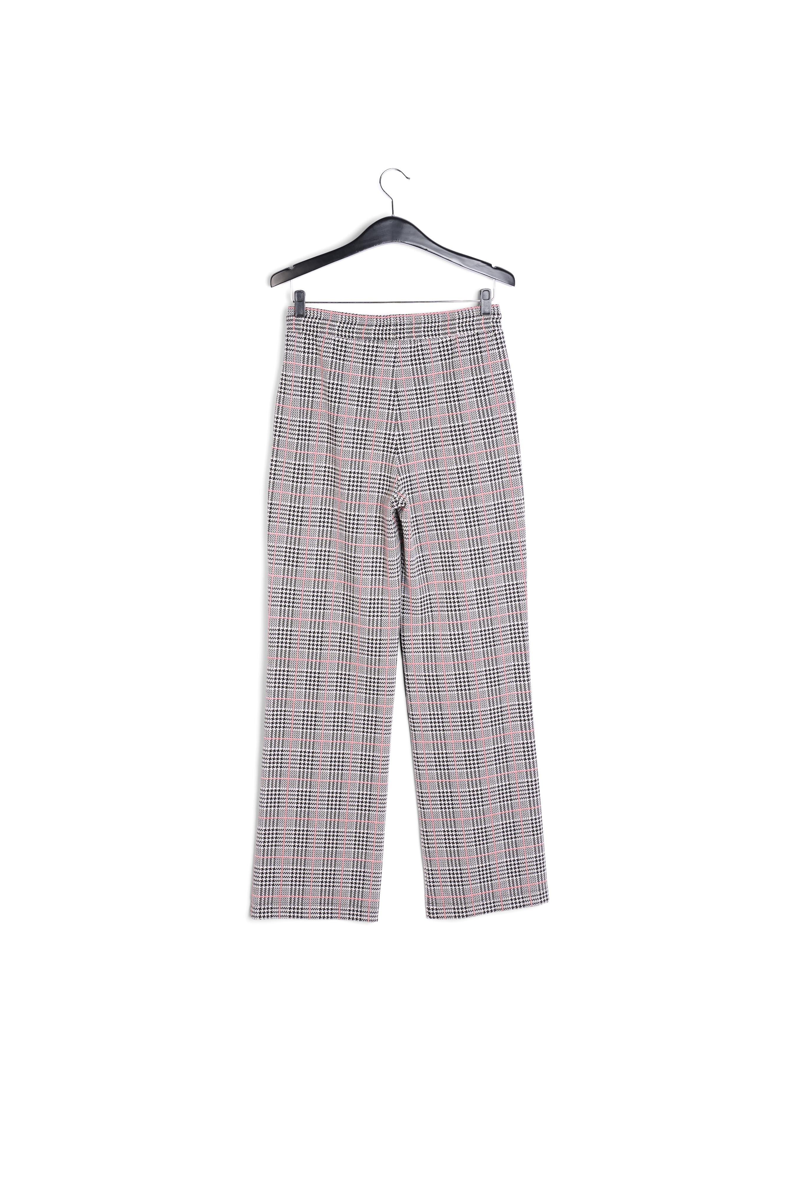 Zonzai pantalons RE—SSENTIEL | Essentiel second hand