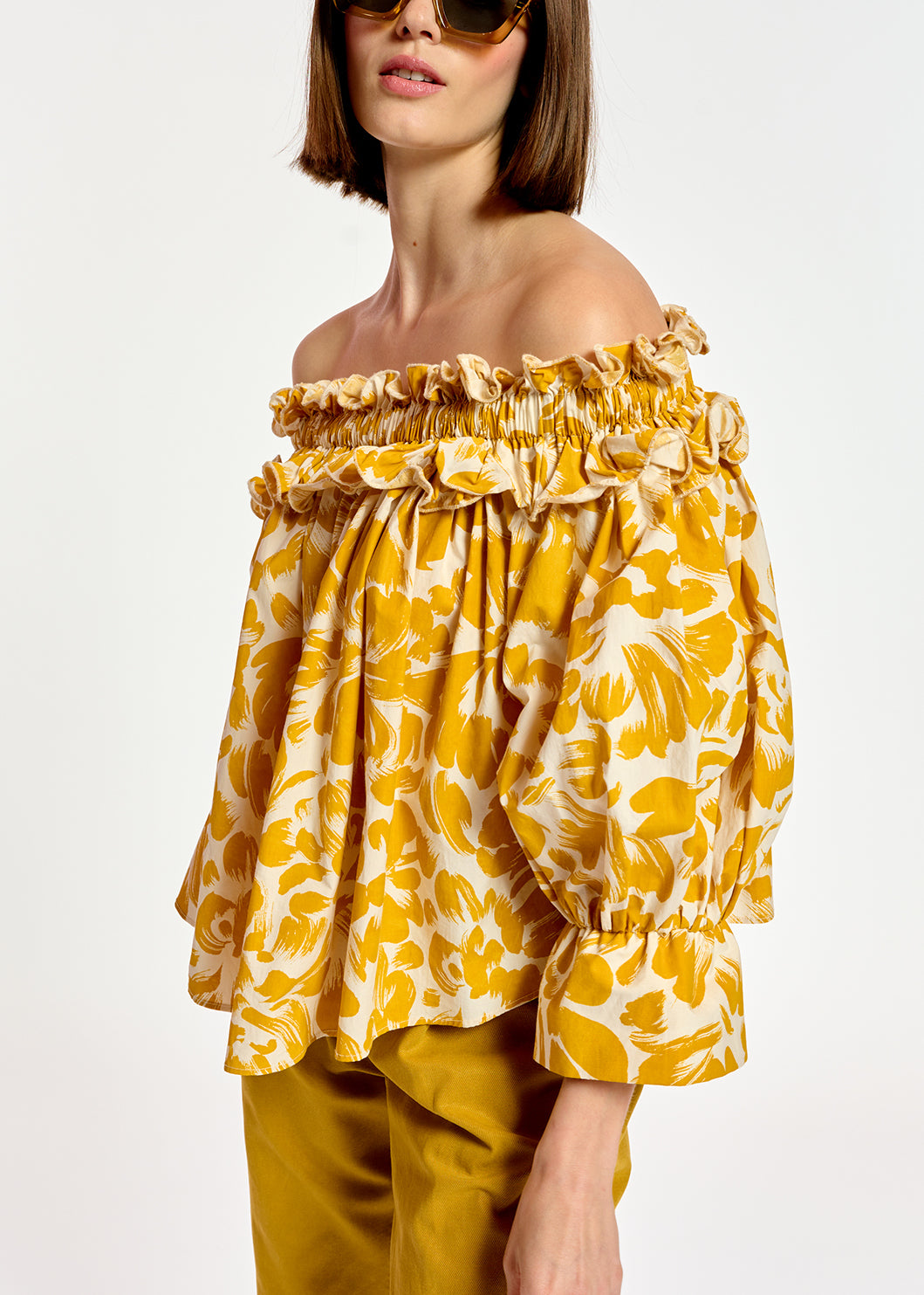 Yellow and white tropical print off-the-shoulder top RE—SSENTIEL | Essentiel second hand
