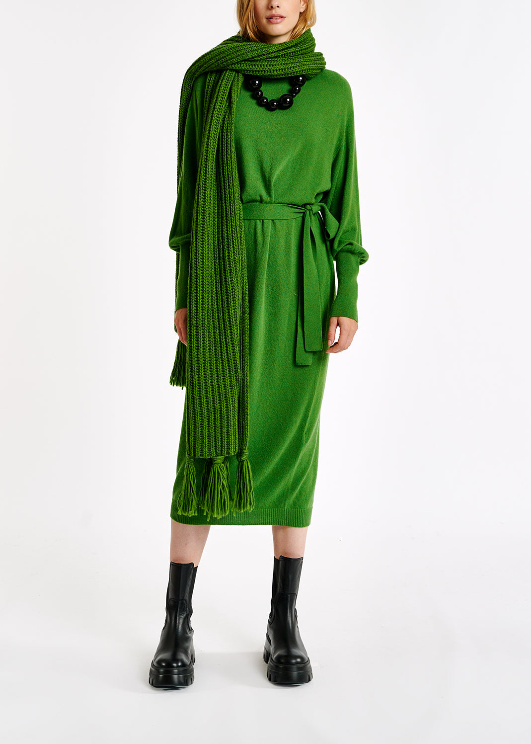 Long green ribbed-knit scarf RE—SSENTIEL | Essentiel second hand