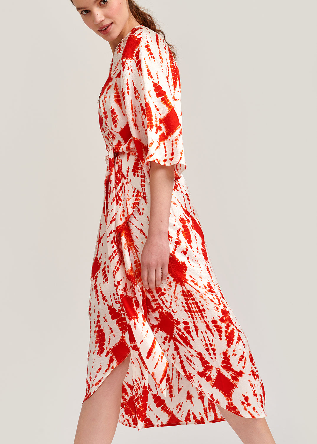 Off-white and red tie-dyed silk midi dress RE—SSENTIEL | Essentiel second hand