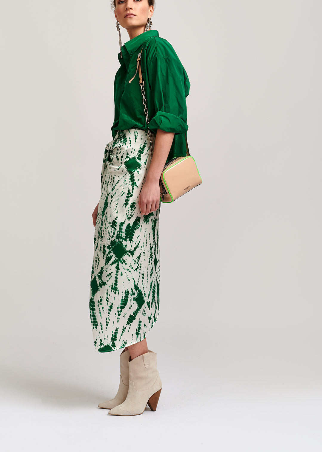 Jupe midi en soie tie-dye blanc cassé et vert RE—SSENTIEL | Essentiel second hand