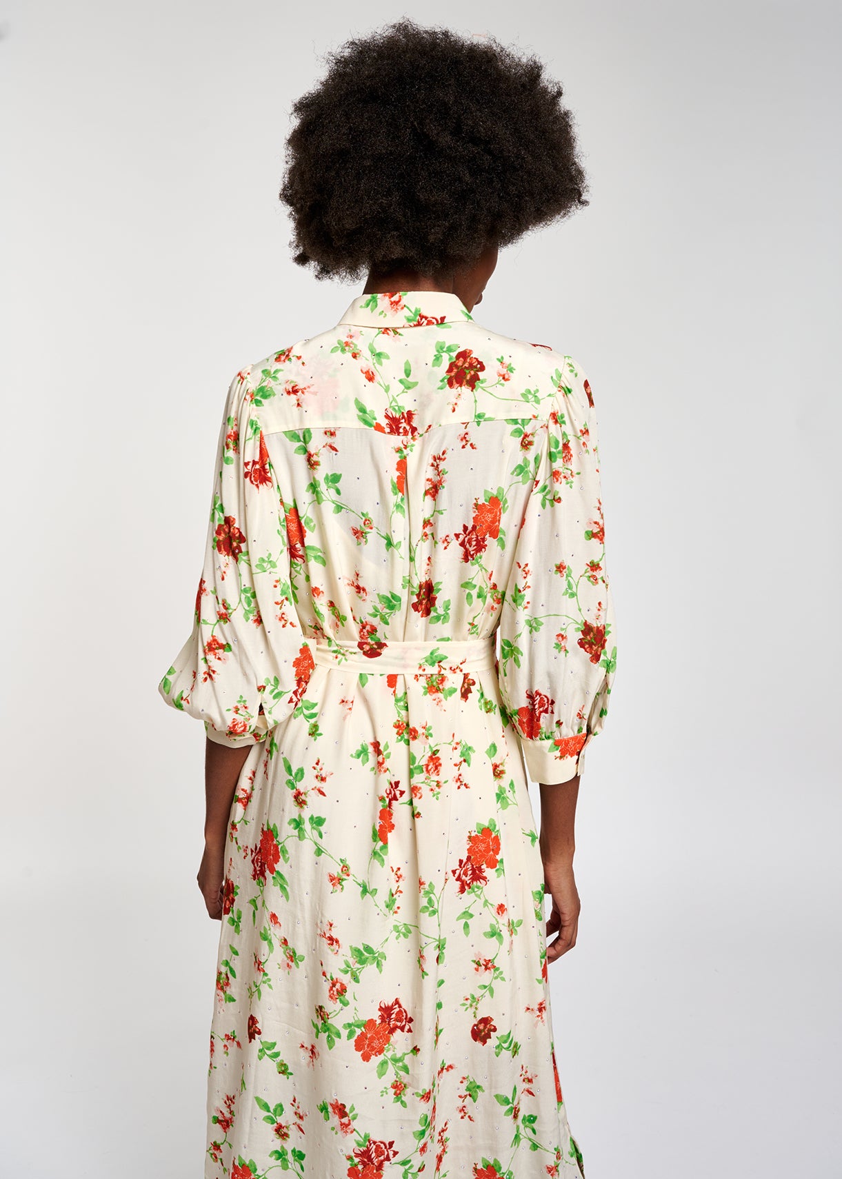 Robe chemise blanc cassé à imprimé fleuri RE—SSENTIEL | Essentiel second hand