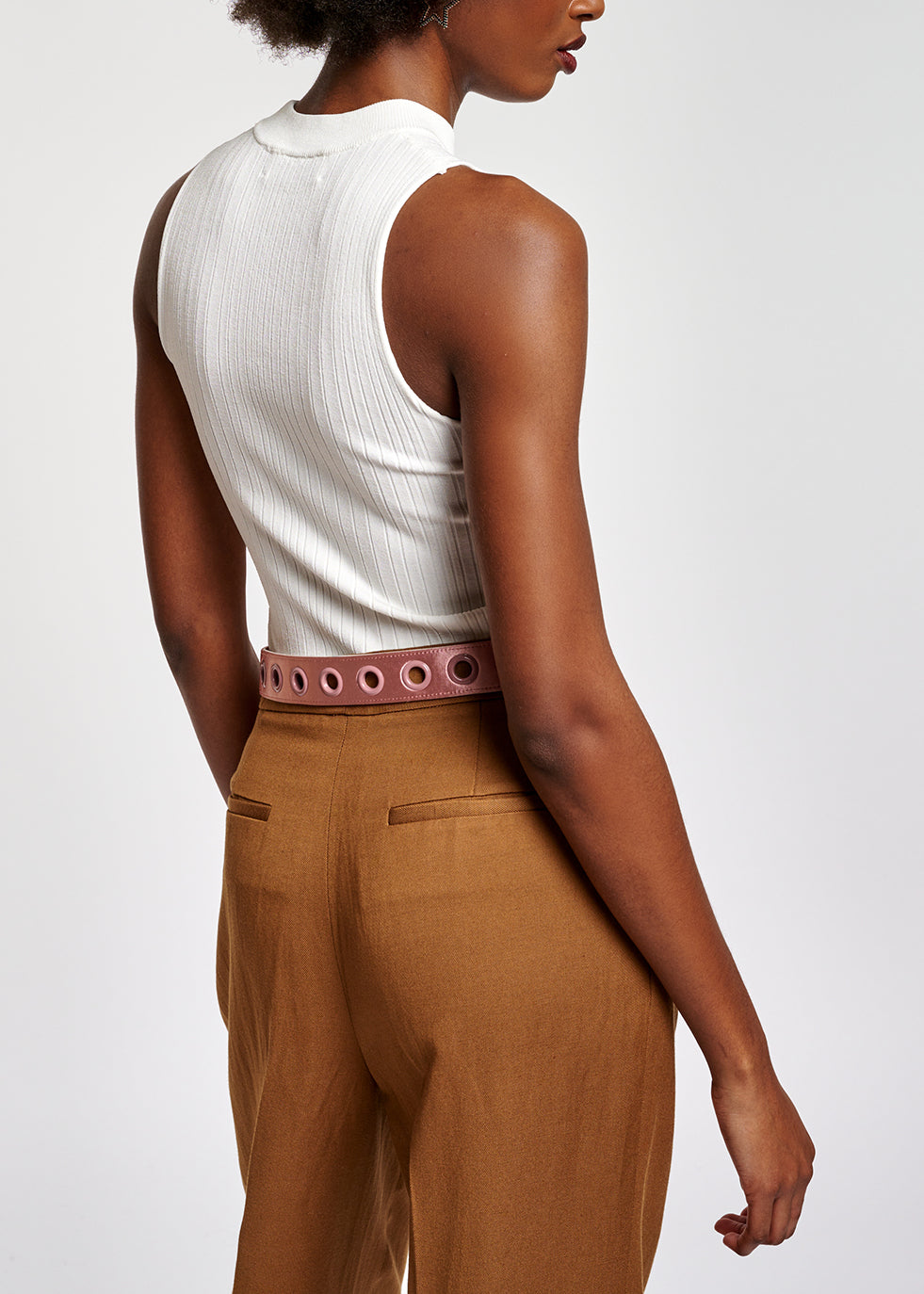 Gebroken witte ribgebreide top RE—SSENTIEL | Essentiel second hand