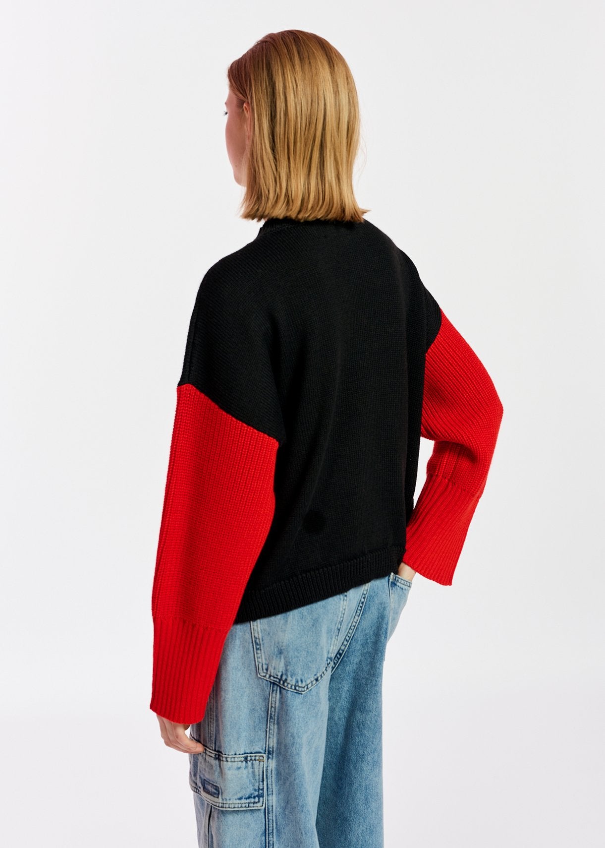 Pull en maille intarsia guépard noir, rose et rouge RE—SSENTIEL | Essentiel second hand