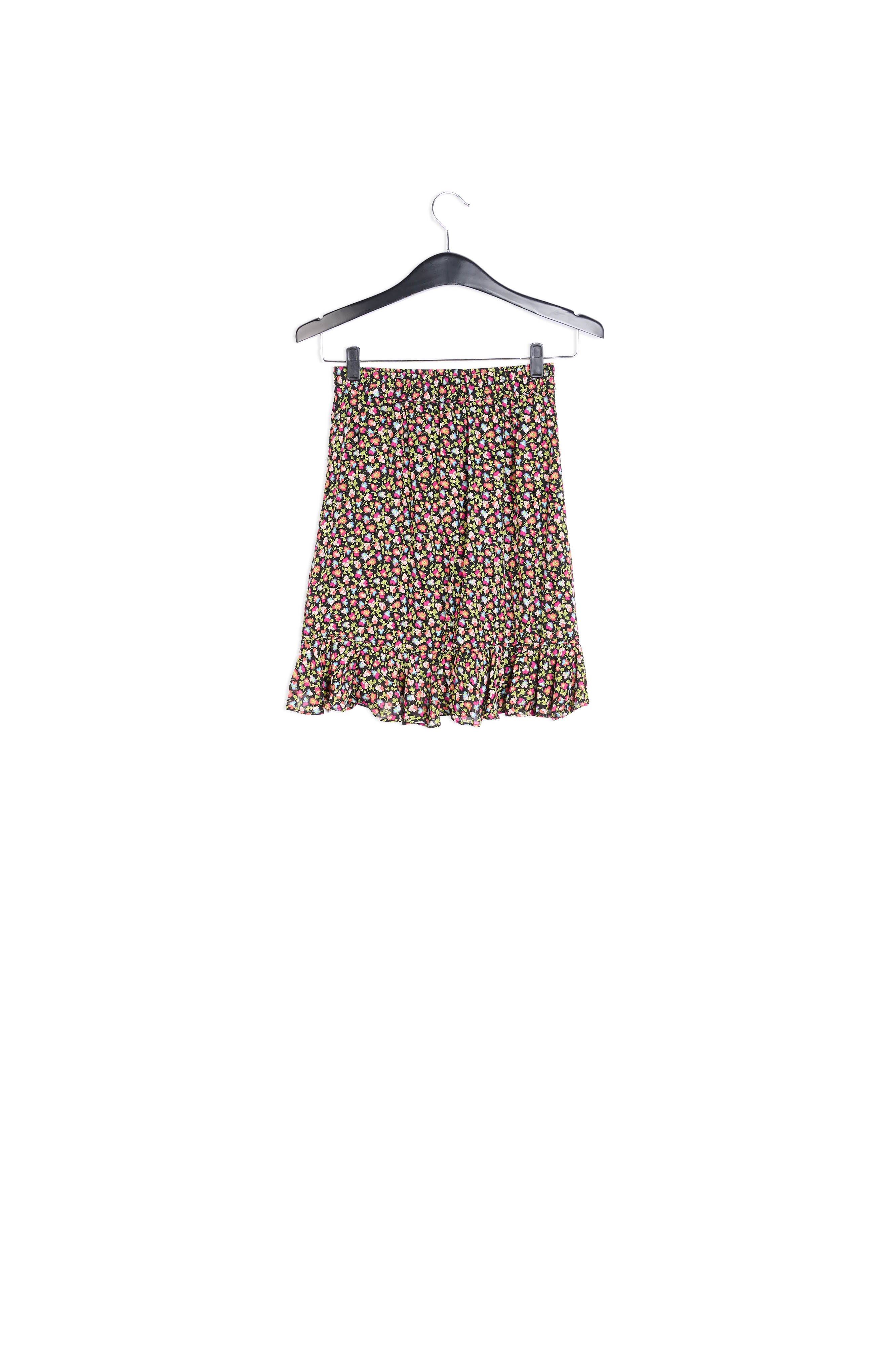 Mini-wikkelrok met zwarte, lichtgroene en fuchsia bloemenprint RE—SSENTIEL | Essentiel second hand