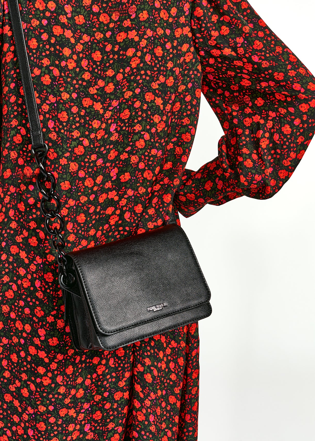 Maxi-jurk met zwarte en rode bloemenprint RE—SSENTIEL | Essentiel second hand