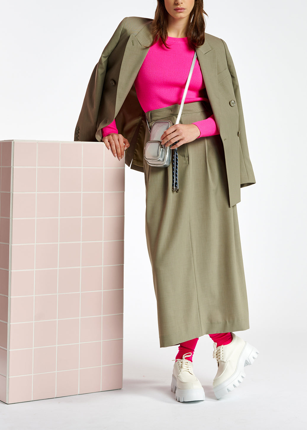 Neon pink rib-knitted sweater RE—SSENTIEL | Essentiel second hand